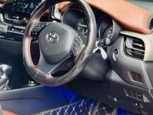 https://riyasewana.com/uploads/toyota-chr-bruno-2720042424592.jpg