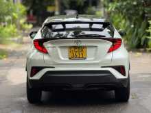 https://riyasewana.com/uploads/toyota-chr-eagle-117053863.jpg