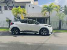 Toyota CHR Eagle Eye NGX10 2020 SUV