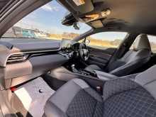 https://riyasewana.com/uploads/toyota-chr-g-t-7190518634.jpg