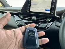 https://riyasewana.com/uploads/toyota-chr-g-t-7190518835.jpg