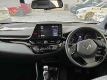 https://riyasewana.com/uploads/toyota-chr-gt-102255322543.jpg