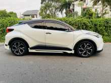 https://riyasewana.com/uploads/toyota-chr-gt-12195858304.jpg