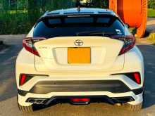 https://riyasewana.com/uploads/toyota-chr-gt-1470232344.jpg
