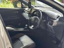 https://riyasewana.com/uploads/toyota-chr-gt-199502124421.jpg