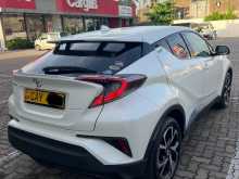 https://riyasewana.com/uploads/toyota-chr-gt-2018-311273912073.jpg
