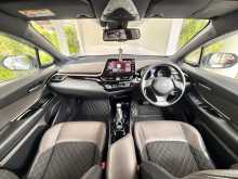 https://riyasewana.com/uploads/toyota-chr-gt-2020-2310341812732.jpg
