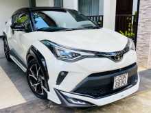 Toyota CHR 2020 SUV