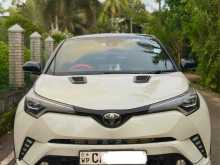 https://riyasewana.com/uploads/toyota-chr-gt-2020034422482.jpg