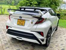 https://riyasewana.com/uploads/toyota-chr-gt-2144726924.jpg