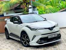 Toyota CHR GT ZYX10 Hybrid 2017 SUV