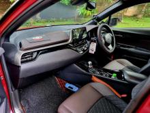 https://riyasewana.com/uploads/toyota-chr-gt-241140336246.jpg
