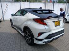 https://riyasewana.com/uploads/toyota-chr-gt-251647536504.jpg