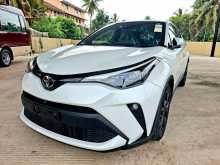 https://riyasewana.com/uploads/toyota-chr-gt-31950514663.jpg