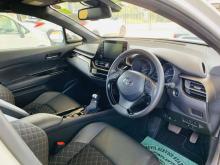 https://riyasewana.com/uploads/toyota-chr-gt-31951066014.jpg