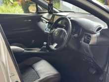 https://riyasewana.com/uploads/toyota-chr-gt-59031422623.jpg