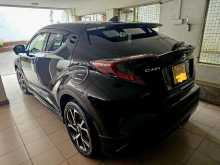 https://riyasewana.com/uploads/toyota-chr-gt-61324454802.jpg