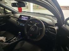 https://riyasewana.com/uploads/toyota-chr-gt-61325306465.jpg