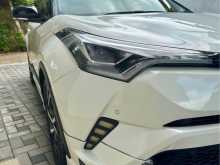 https://riyasewana.com/uploads/toyota-chr-gt-6204918753.jpg