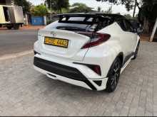 https://riyasewana.com/uploads/toyota-chr-hgx10-2018-19054512994.jpg
