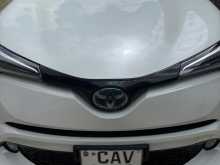 Toyota CHR Hybrid ZYX 2017 SUV