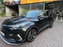 https://riyasewana.com/uploads/toyota-chr-hybrid-1814543924102.jpg