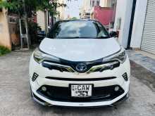 https://riyasewana.com/uploads/toyota-chr-hybrid-2017-127382212282.jpg