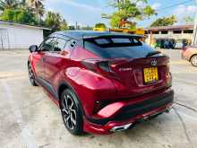 https://riyasewana.com/uploads/toyota-chr-hybrid-2017-37371812824.jpg