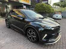 Toyota CHR Hybrid 2017 SUV