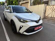 https://riyasewana.com/uploads/toyota-chr-mode-2023-2921580012352.jpg