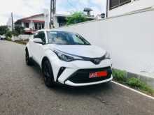 Toyota CHR 2023 SUV