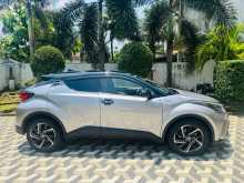 https://riyasewana.com/uploads/toyota-chr-ngx-10-gt-2020-613232212334.jpg