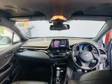 https://riyasewana.com/uploads/toyota-chr-ngx-10-gt-2020-613232212713.jpg