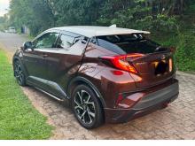 https://riyasewana.com/uploads/toyota-chr-ngx-1010075317054.jpg