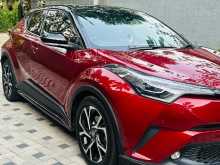 Toyota CHR NGX 10 2018 SUV