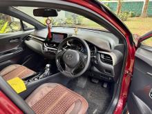 https://riyasewana.com/uploads/toyota-chr-ngx-116510217375.jpg
