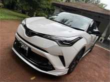 Toyota CHR NGX 10 2018 SUV