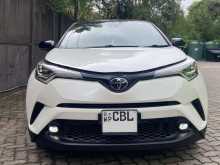 Toyota CHR NGX 10 TURBO 2018 SUV