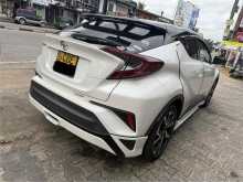 https://riyasewana.com/uploads/toyota-chr-ngx-1415590922183.jpg