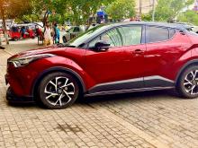 Toyota CHR NGX 10 2018 SUV