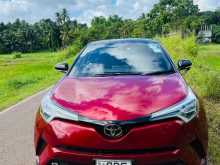 Toyota Chr NGX 10 2018 SUV