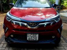 Toyota CHR NGX 10 2018 SUV