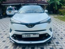 Toyota CHR NGX50 2017 SUV