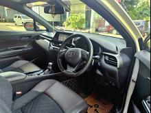 https://riyasewana.com/uploads/toyota-chr-ngx-2014495917495.jpg