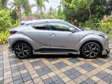 https://riyasewana.com/uploads/toyota-chr-ngx-2017-148520112944.jpg