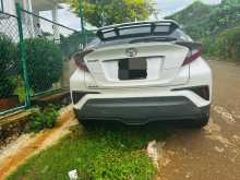 https://riyasewana.com/uploads/toyota-chr-ngx-2017-2814512712182.jpg