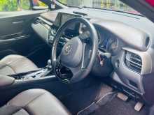 https://riyasewana.com/uploads/toyota-chr-ngx-2017-315081212842.jpg