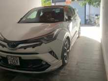 https://riyasewana.com/uploads/toyota-chr-ngx-2018-1210461912312.jpg