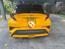 https://riyasewana.com/uploads/toyota-chr-ngx-2018-1213421412302.jpg