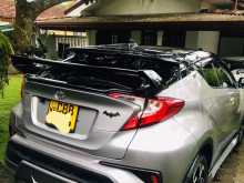 https://riyasewana.com/uploads/toyota-chr-ngx-2018-1414483712473.jpg
